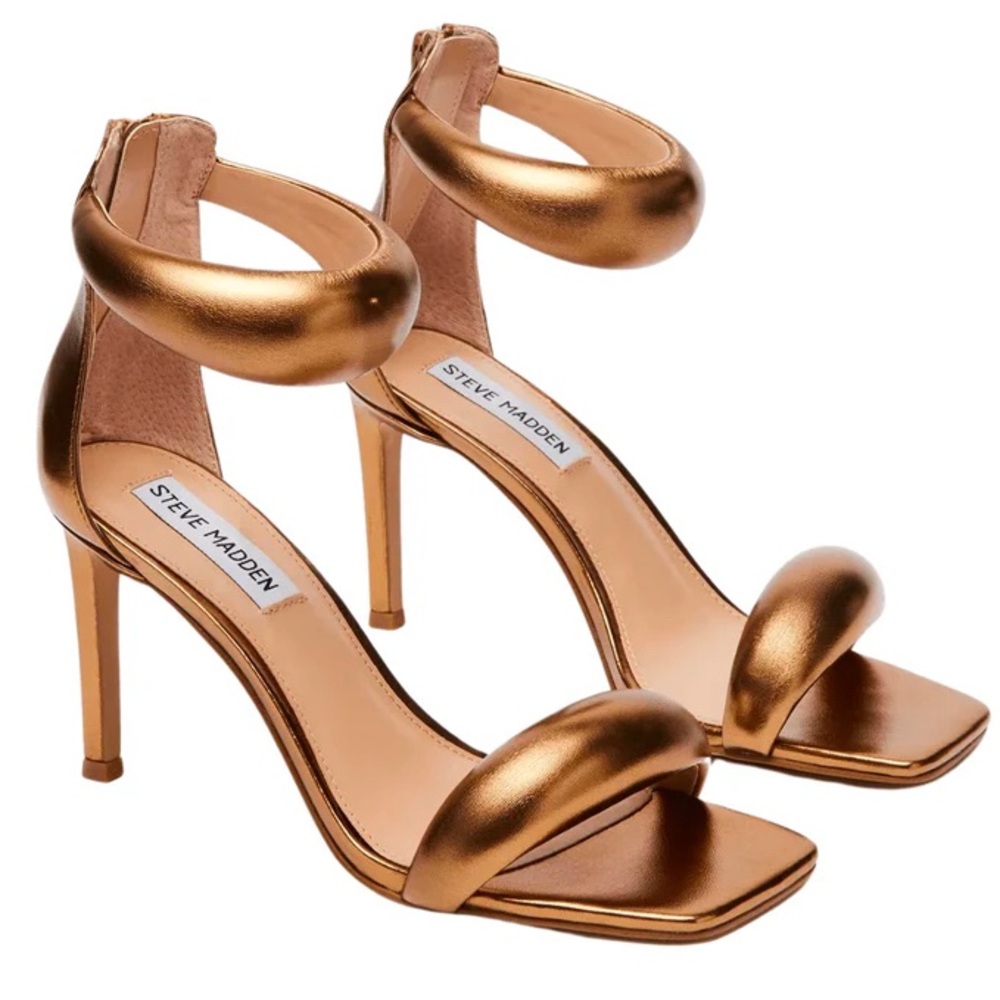STEVE MADDEN “PARTAY” heels